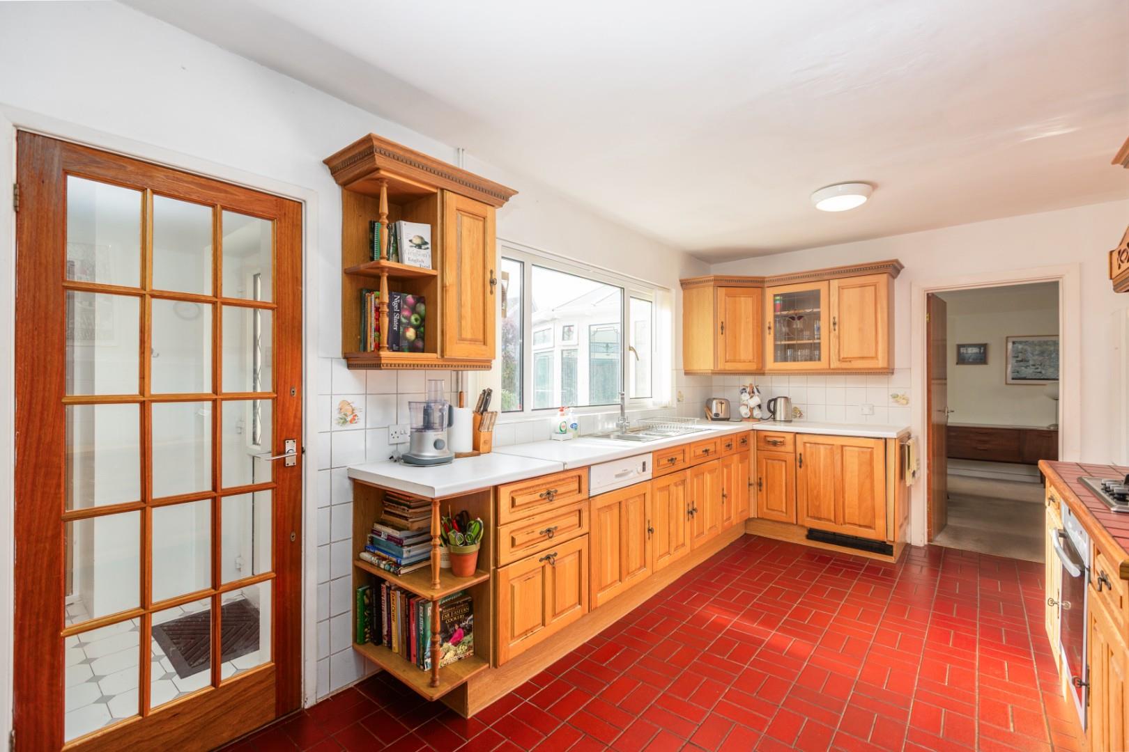 Summerland Lane, Newton, Caswell, Swansea, SA3 4RS